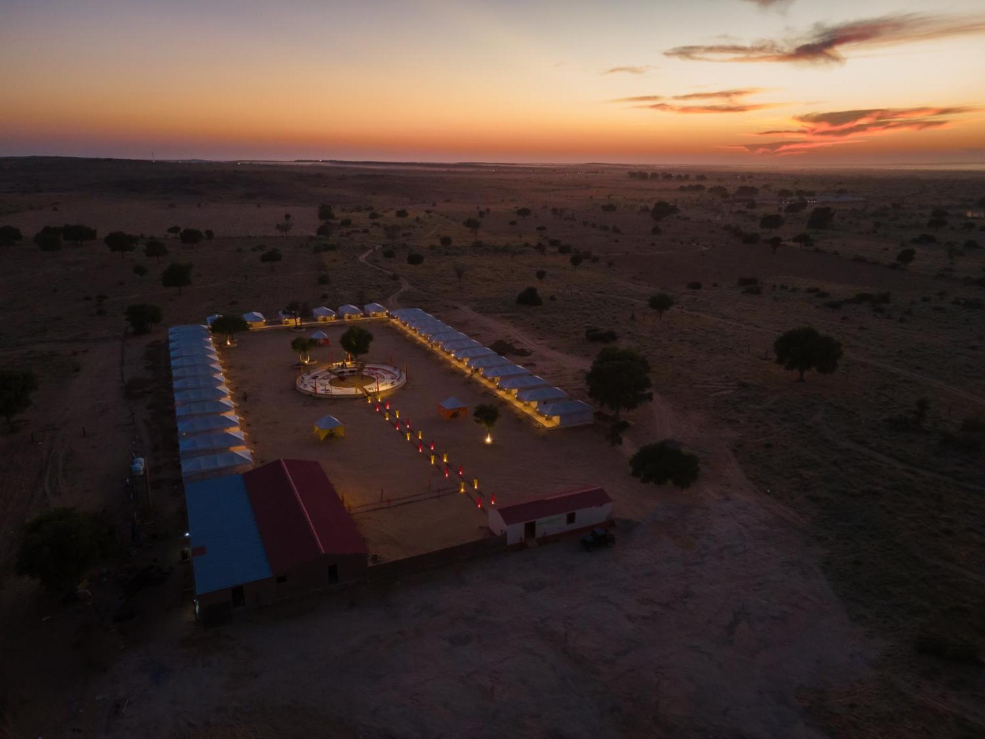 Royal Pavilion Camps By Shrigo Hotels Sām Buitenkant foto