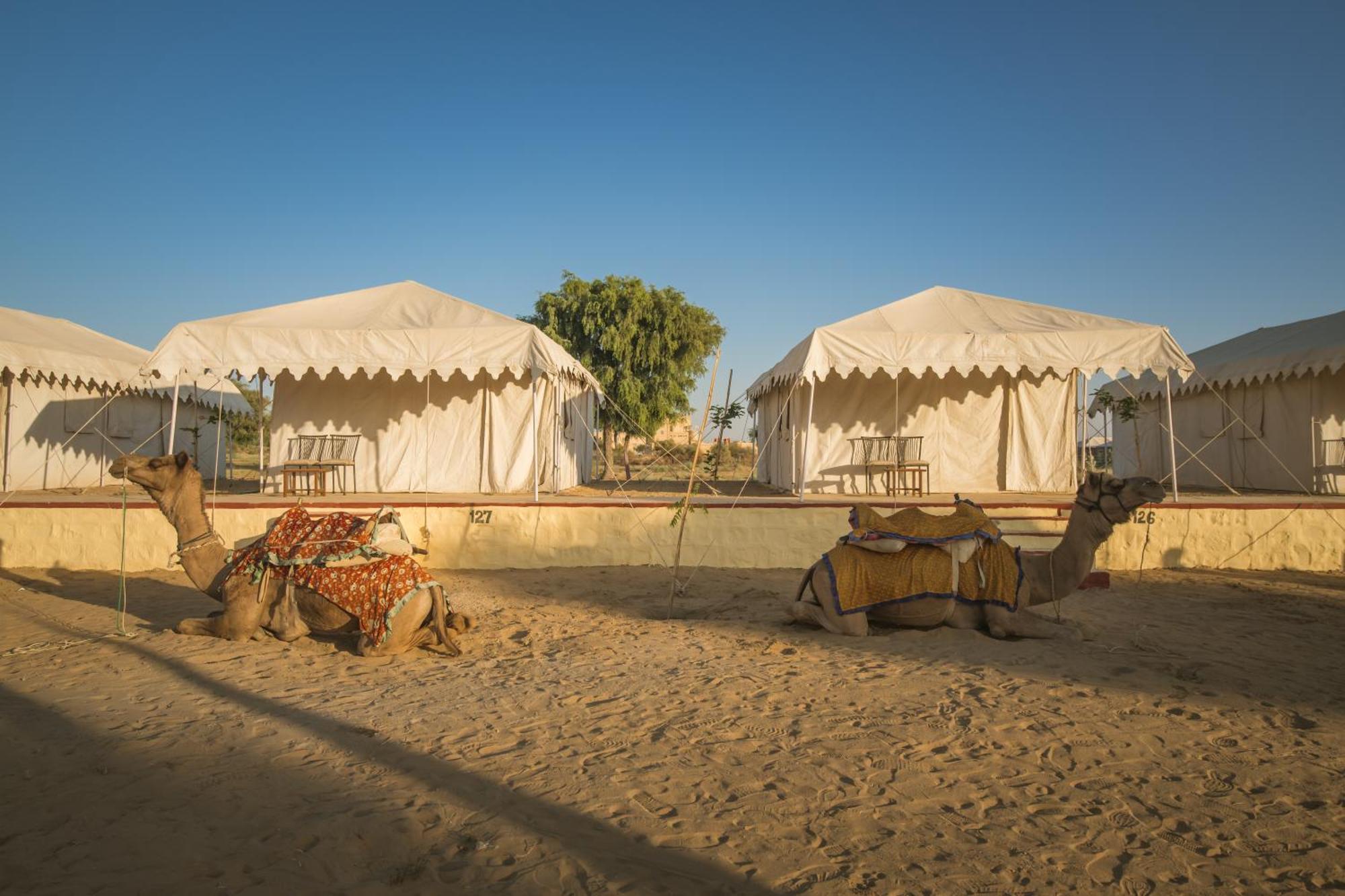 Royal Pavilion Camps By Shrigo Hotels Sām Buitenkant foto