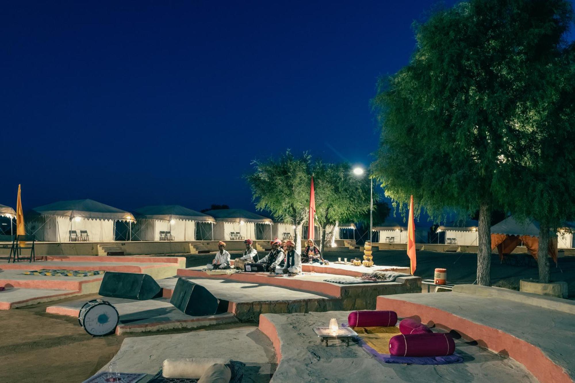 Royal Pavilion Camps By Shrigo Hotels Sām Buitenkant foto